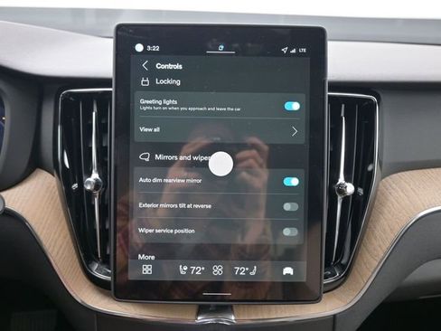 New 2026 Volvo XC60 B5 Plus w/ Protection Package Premier image 18