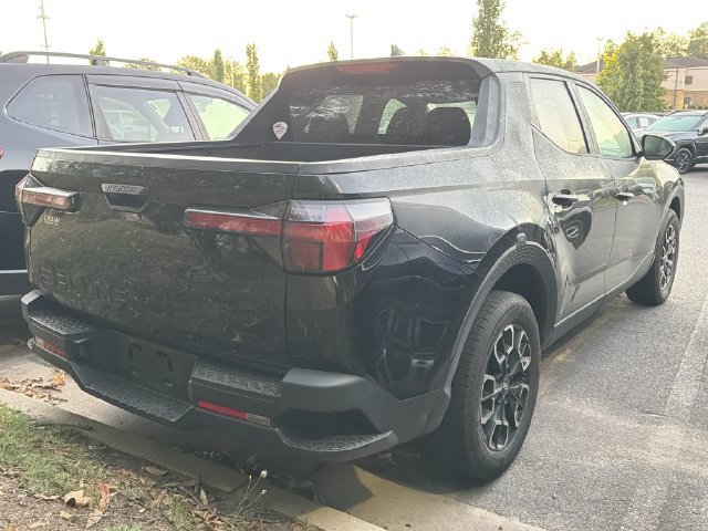 Used 2022 Hyundai Santa Cruz SE FWD image 4