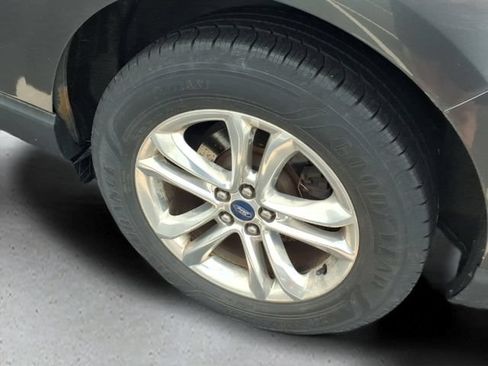 Used 2015 Ford Edge SEL w/ Equipment Group 201A FWD image 18