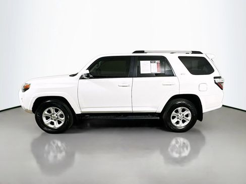 Used 2024 Toyota 4Runner SR5 RWD image 5
