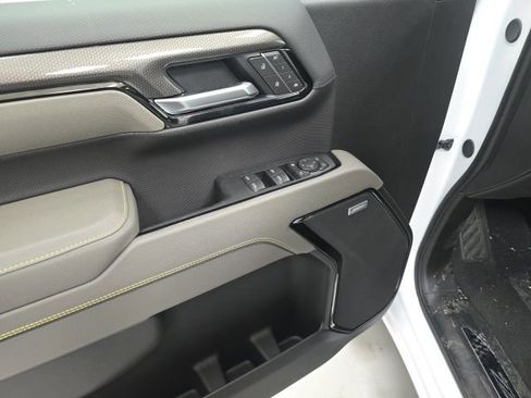 New 2026 Chevrolet Silverado 1500 ZR2 w/ LPO, Dark Essentials Package image 18