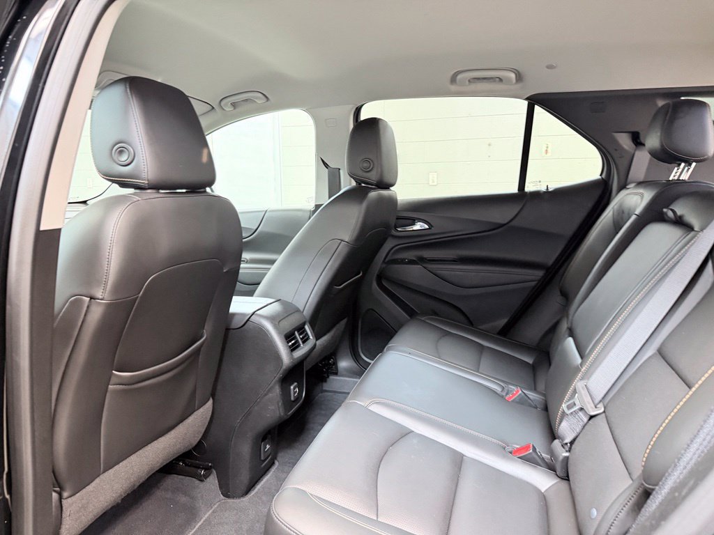 Used 2021 Chevrolet Equinox Premier FWD image 22
