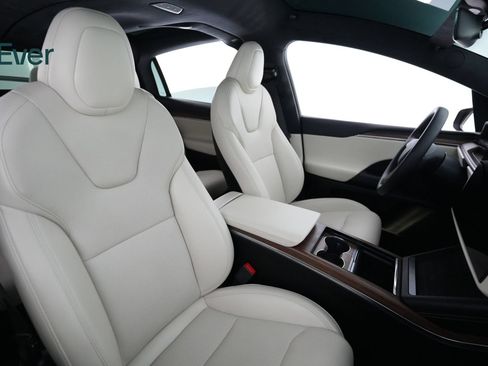 Used 2024 Tesla Model X AWD/4WD image 23