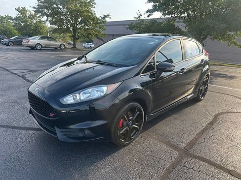 Used 2017 Ford Fiesta ST FWD image 3