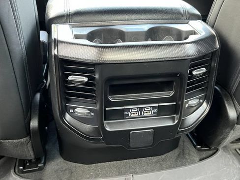 Used 2023 RAM 1500 Big Horn AWD/4WD image 40