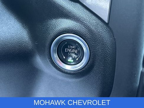 Used 2025 Chevrolet Silverado 2500 Custom w/ Custom Value Package AWD/4WD image 17