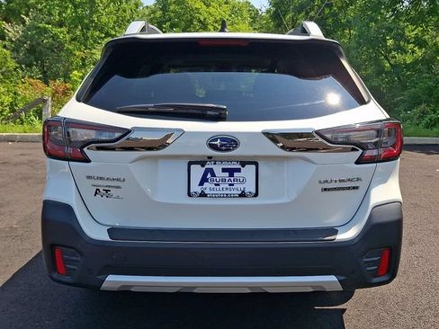 Used 2020 Subaru Outback Touring XT AWD/4WD image 5