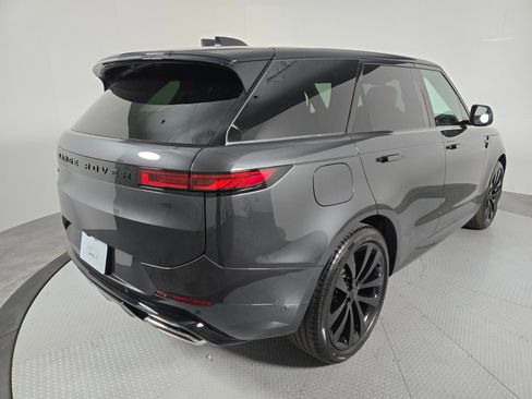 New 2026 Land Rover Range Rover Sport Dynamic SE AWD/4WD image 2