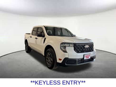 Used 2025 Ford Maverick XLT w/ Equipment Group 302A AWD/4WD image 7