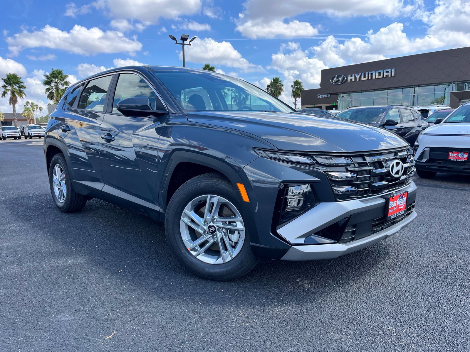 New 2026 Hyundai Tucson SE FWD image 1