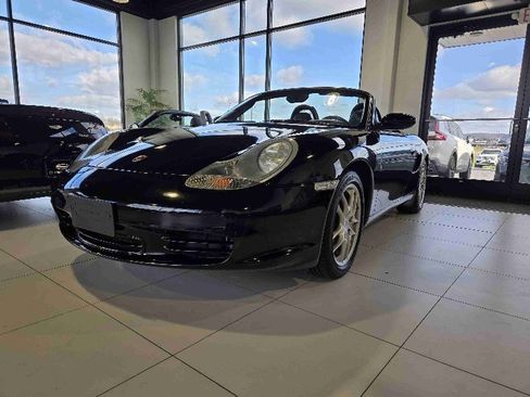 Used 2004 Porsche Boxster S image 8