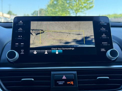 Used 2018 Honda Accord Sport image 34