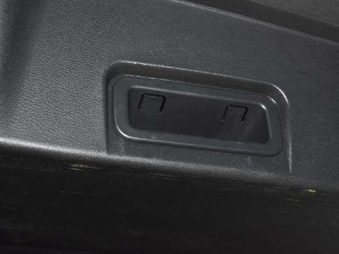 Certified 2023 Nissan Rogue SV image 27