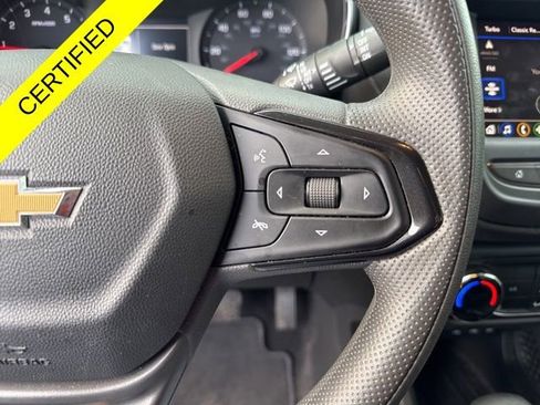 Used 2023 Chevrolet TrailBlazer LT AWD/4WD image 14