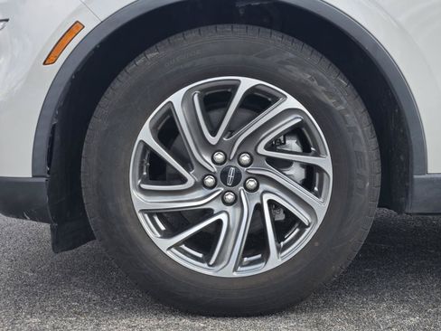Used 2023 Lincoln Aviator 2WD image 11