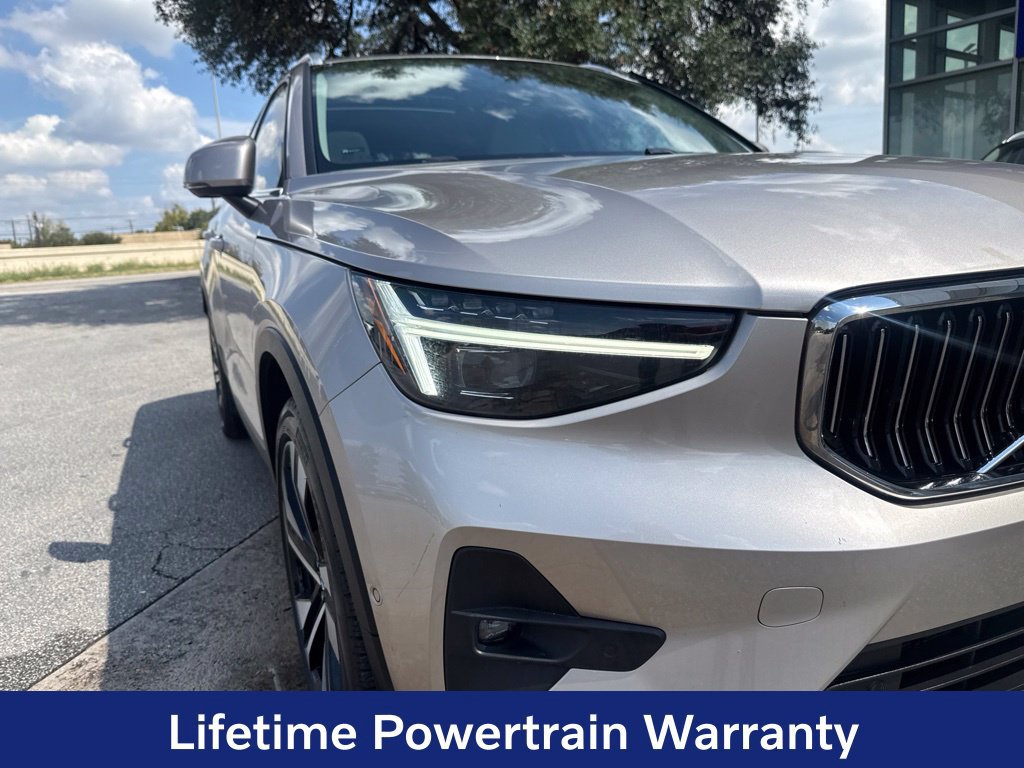 Certified 2024 Volvo XC40 B5 Plus w/ Protection Package Premier AWD/4WD image 10