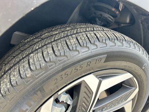 Certified 2023 Hyundai Tucson Limited AWD/4WD image 25