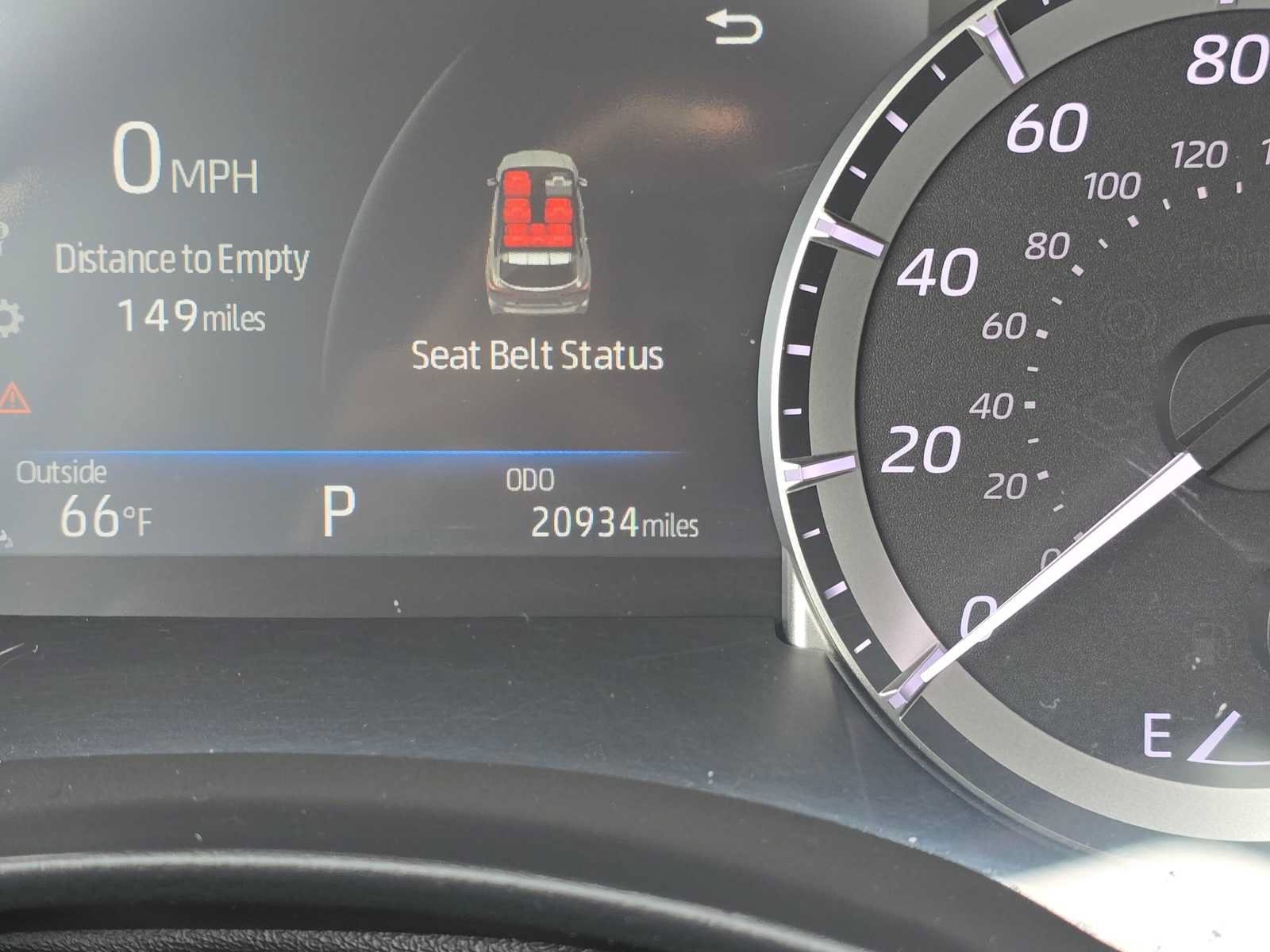 Used 2023 Toyota Highlander XLE AWD/4WD image 29