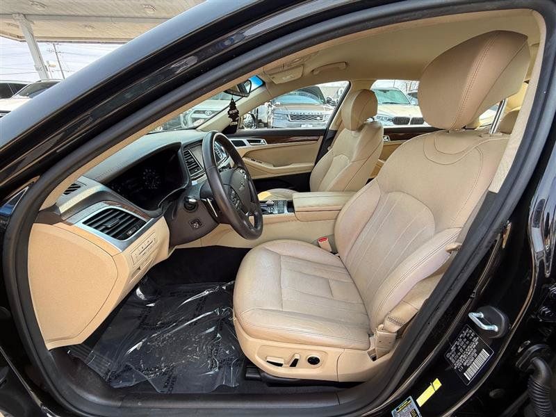 Used 2018 Genesis G80 3.8 RWD image 23