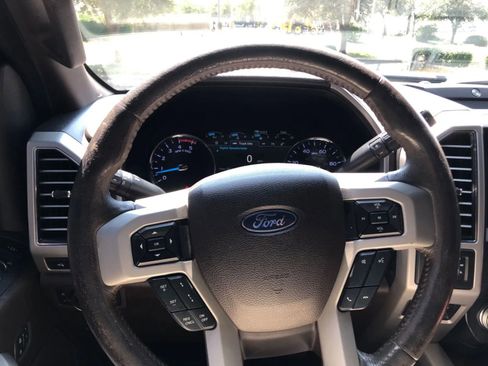Used 2019 Ford F250 King Ranch w/ King Ranch Ultimate Package AWD/4WD image 32