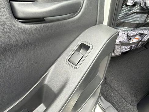 New 2026 Nissan Frontier PRO-4X w/ Pro-4x Convenience Package image 15