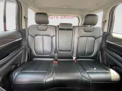 Used 2023 Jeep Grand Cherokee Limited AWD/4WD image 15