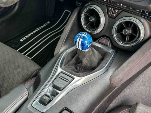 Used 2017 Chevrolet Camaro ZL1 RWD image 27