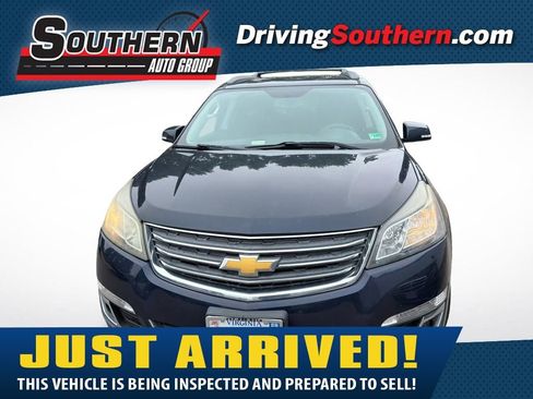 Used 2015 Chevrolet Traverse LT w/ Style and Technology Package AWD/4WD image 1