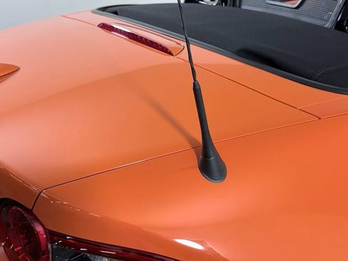 Used 2019 MAZDA MX-5 Miata 30th Anniversary RWD image 9