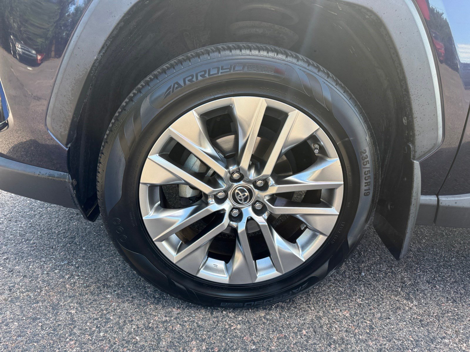 Used 2019 Toyota RAV4 XLE Premium w/ Cold Weather Package AWD/4WD image 24