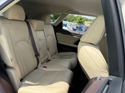Used 2018 Lexus RX 350L Luxury w/ Accessory Package FWD image 33
