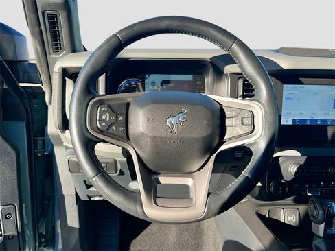 Used 2022 Ford Bronco Big Bend image 11