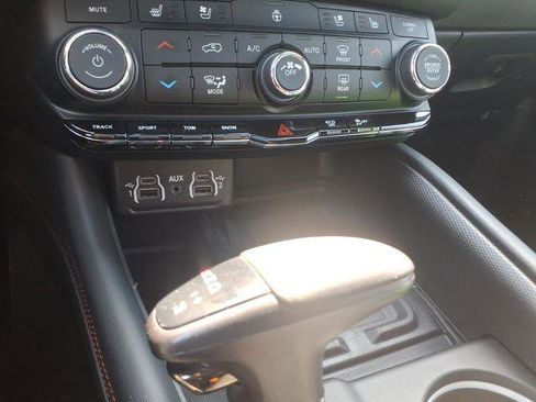 Certified 2023 Dodge Durango R/T w/ Tow 'N Go Package AWD/4WD image 18