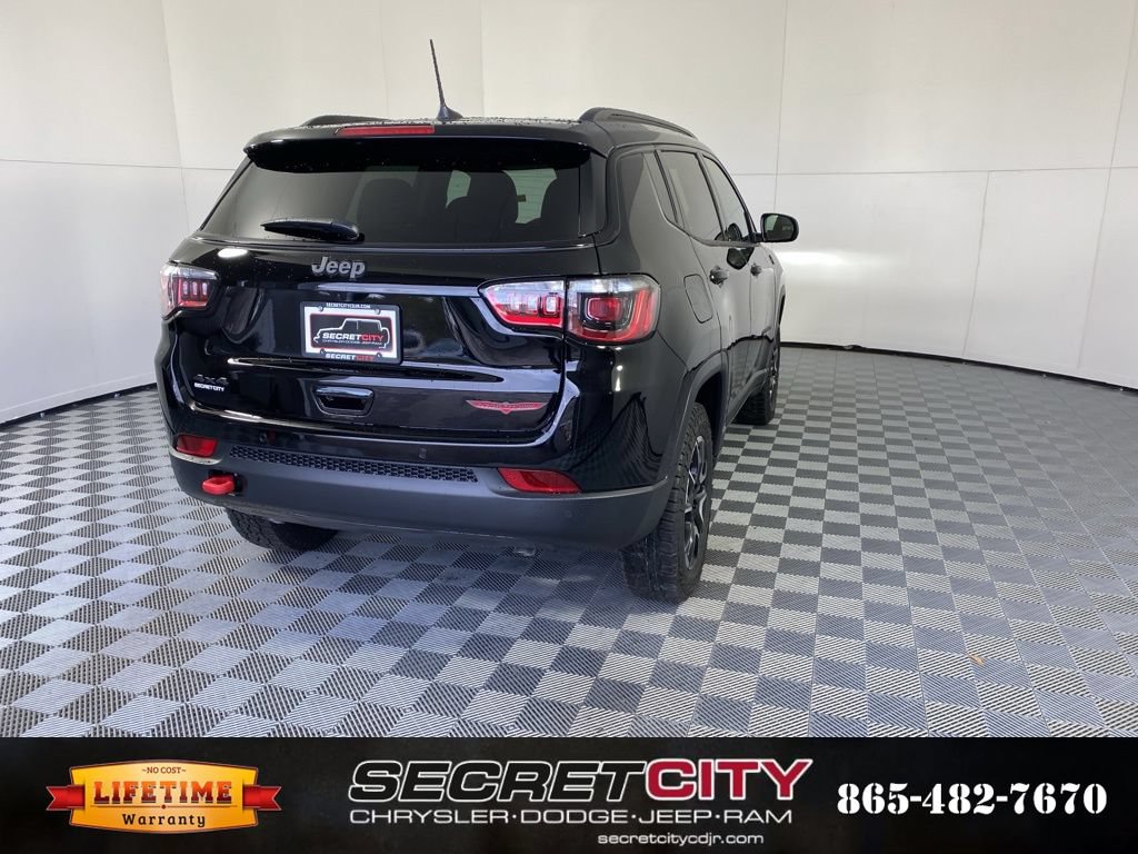 New 2026 Jeep Compass Trailhawk AWD/4WD image 7