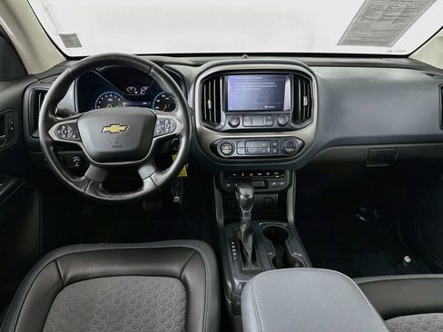 Used 2022 Chevrolet Colorado Z71 AWD/4WD image 23