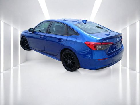 Used 2022 Honda Civic Sport image 4