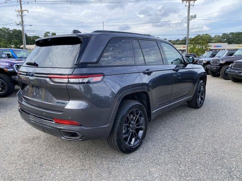Used 2023 Jeep Grand Cherokee 30th Anniversary AWD/4WD image 3