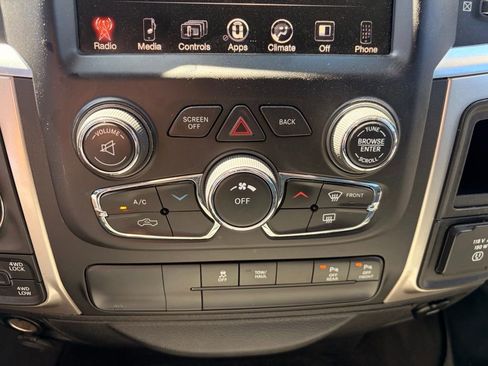 Used 2016 RAM 1500 Big Horn image 22