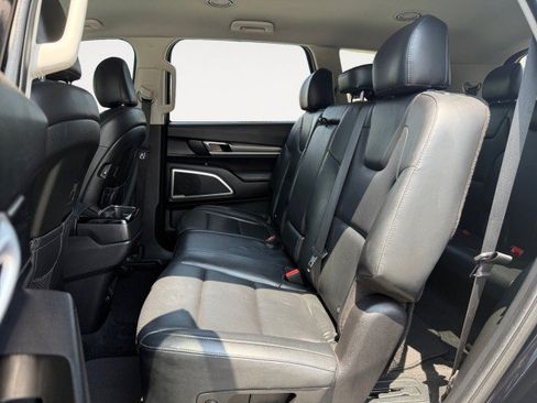 Used 2020 Kia Telluride LX AWD/4WD image 12