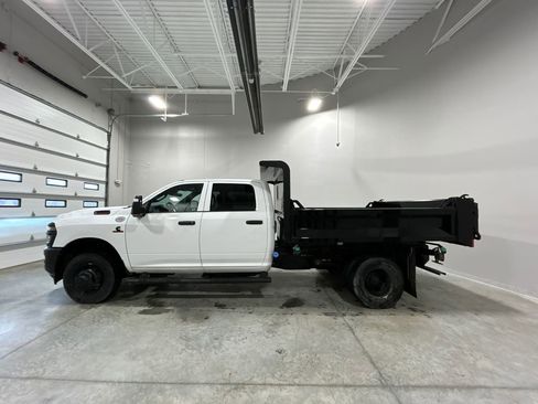 New 2026 RAM 3500 Tradesman image 9