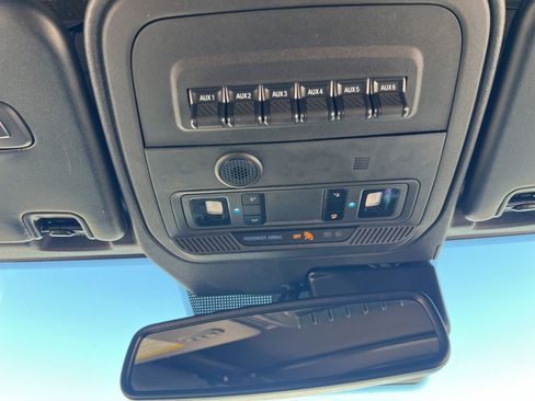 Used 2023 Ford Bronco Wildtrak image 30