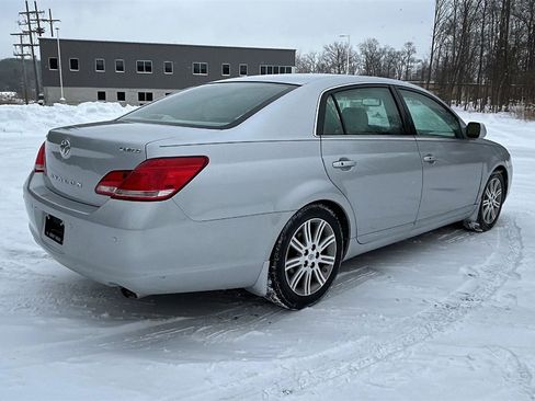 Used 2007 Toyota Avalon Limited image 7