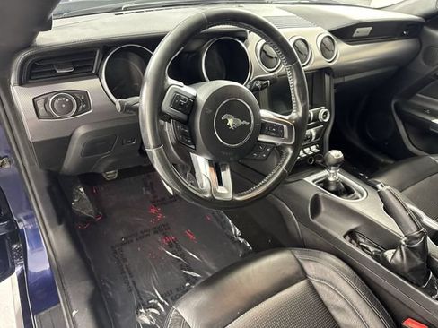 Used 2019 Ford Mustang GT w/ Equipment Group 301A RWD image 21