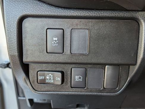 Used 2022 Toyota Tacoma SR5 w/ Technology Package image 29