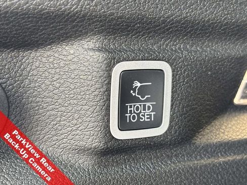 New 2025 Jeep Grand Cherokee L Altitude image 40