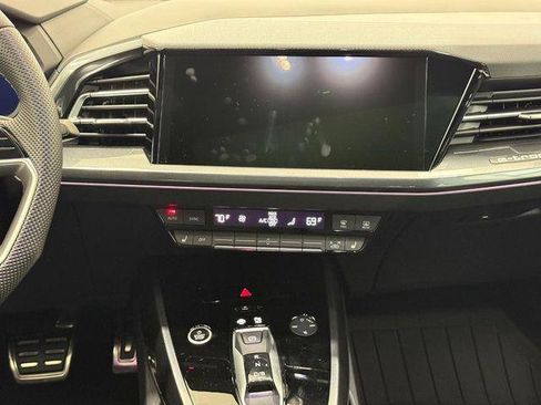 Certified 2025 Audi Q4 e-tron Premium Plus w/ Premium Plus AWD/4WD image 10