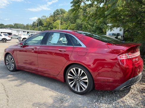 Used 2017 Lincoln MKZ Reserve w/ Climate Package AWD/4WD image 2