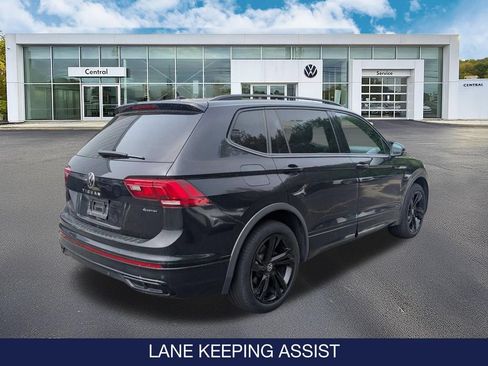 Certified 2023 Volkswagen Tiguan SE R-Line AWD/4WD image 8