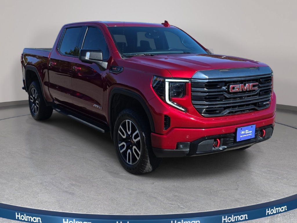 Used 2024 GMC Sierra 1500 AT4 w/ Technology Package AWD/4WD image 3