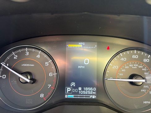 Used 2023 Subaru Crosstrek 2.0i Premium AWD/4WD image 13